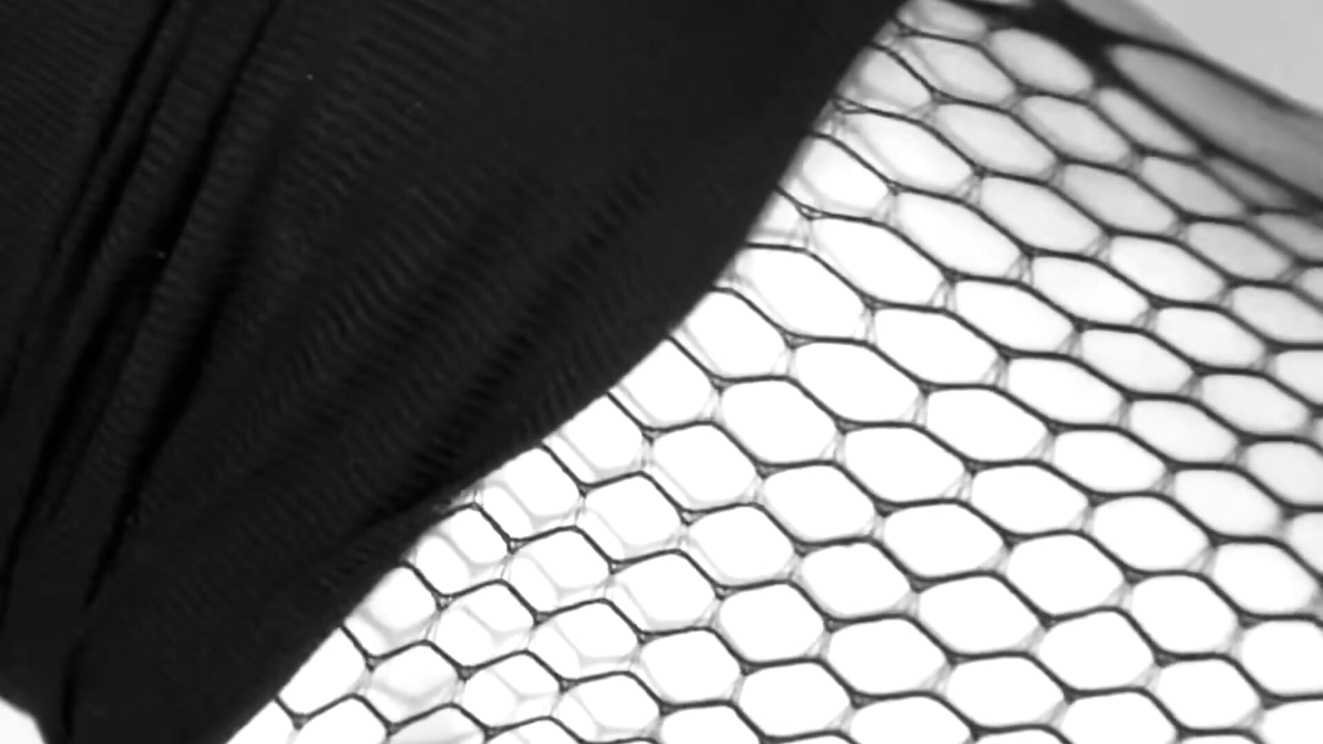 blackredes－カメラキャストのval_zxの動画