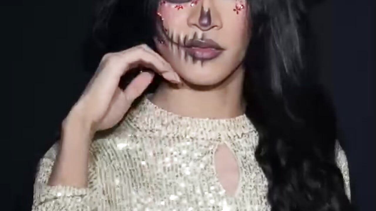 MicrosoftTeams-video (1) - video by agatha_rodriguez cam model