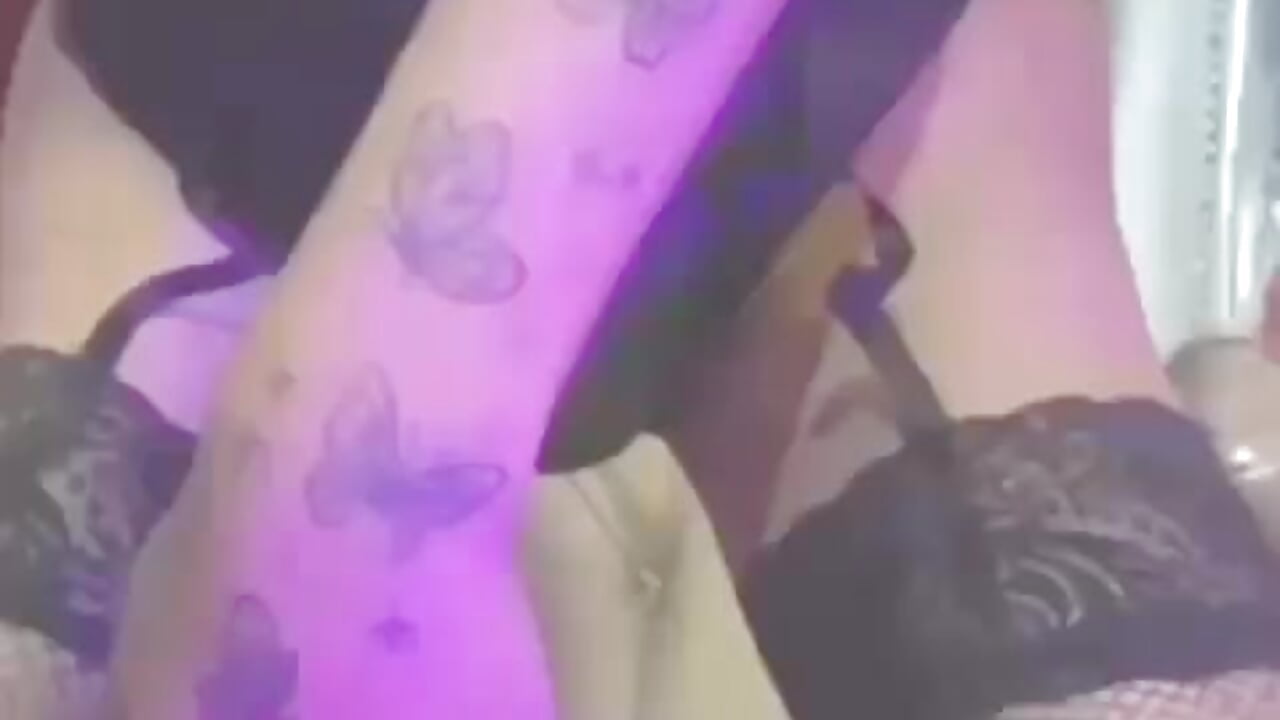 Your Queen - video của người mẫu cam agatha_rodriguez