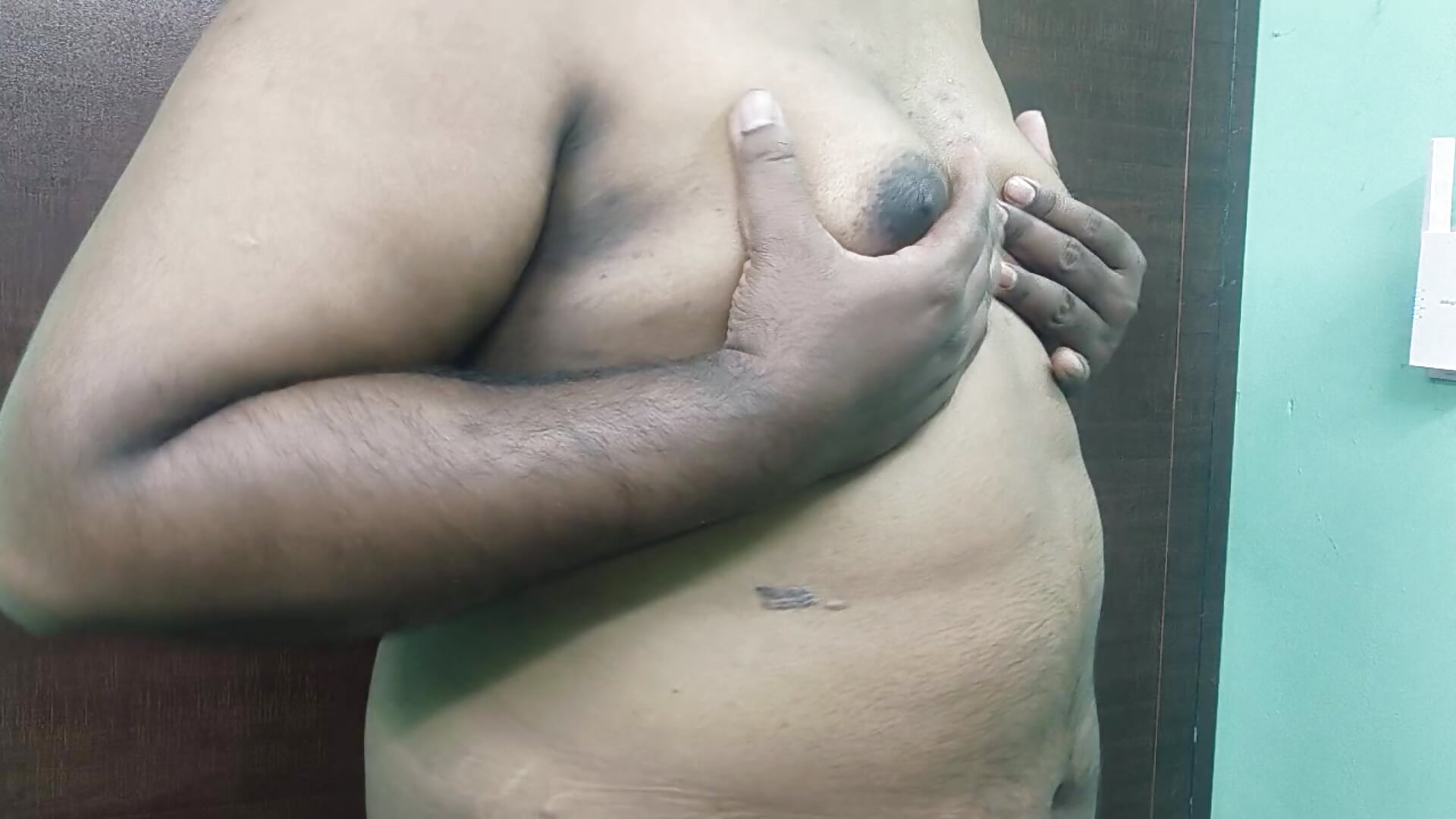 Top sexiest body movements - video by Idontmind367 cam model