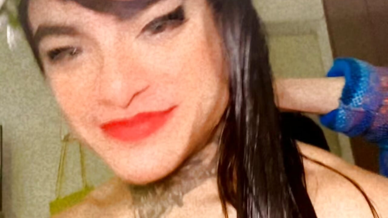 . . . es una Chica T O R N A S O L . . . – video od webkamerové modelky Vibranda