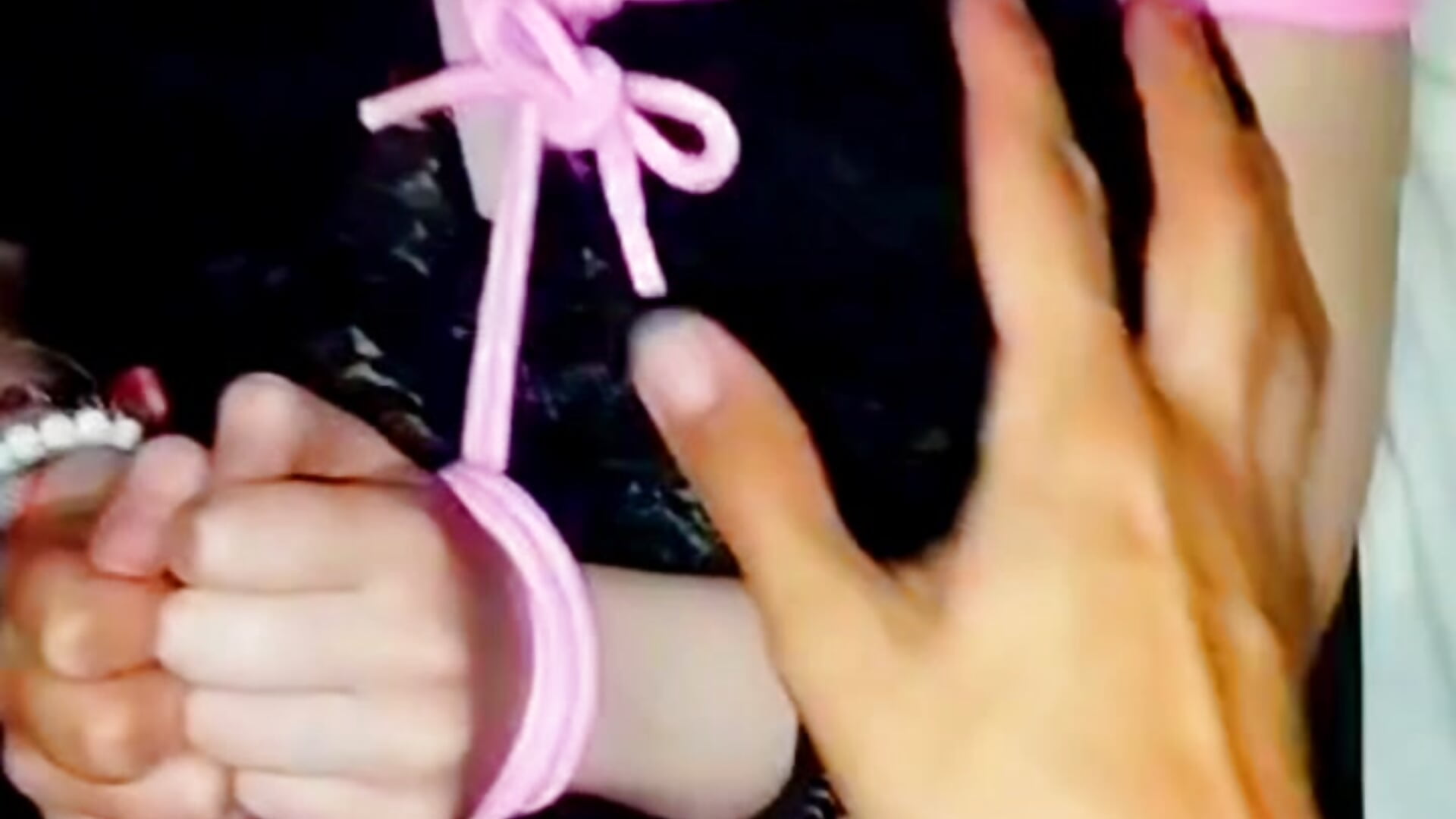 Tied Princess - 視頻由 Devil_And_Princess 主播提供