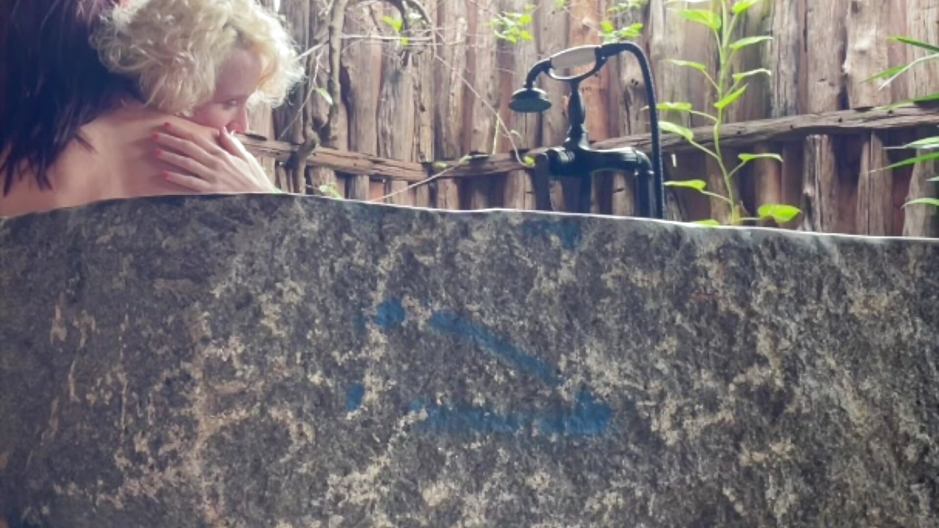 Passion in Paradise: A Steamy Bathtub Makeout *SFW - video by SusieandLacey cam model