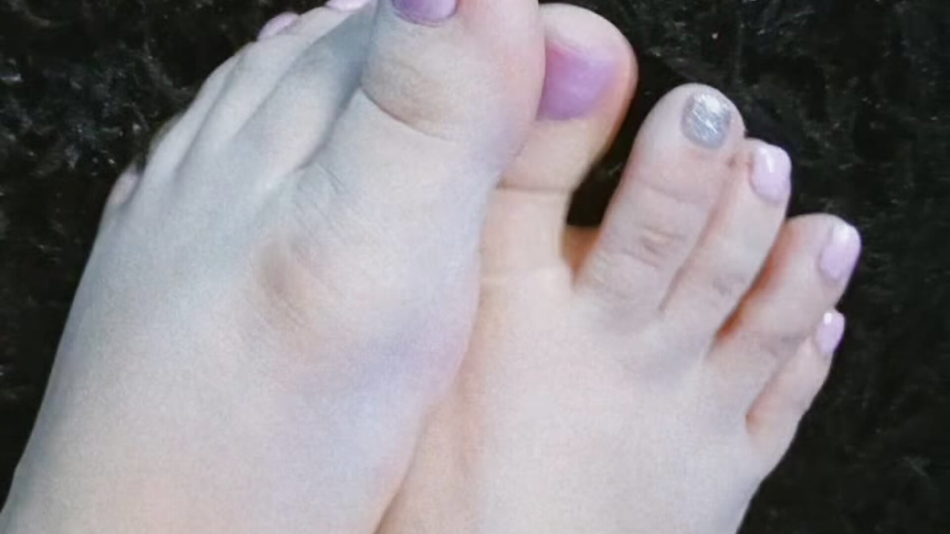 Touch my sexy feet