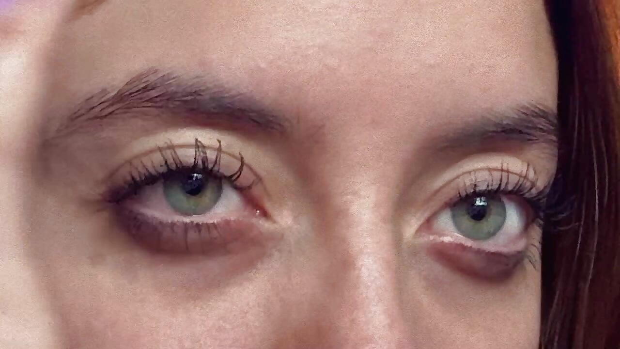 My eyes 💚 - vídeo de Soy_mangx modelo de câmara