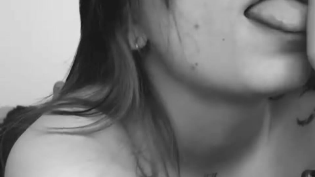 I want to suck it 💦 - Soy_mangx 캠 모델의 동영상