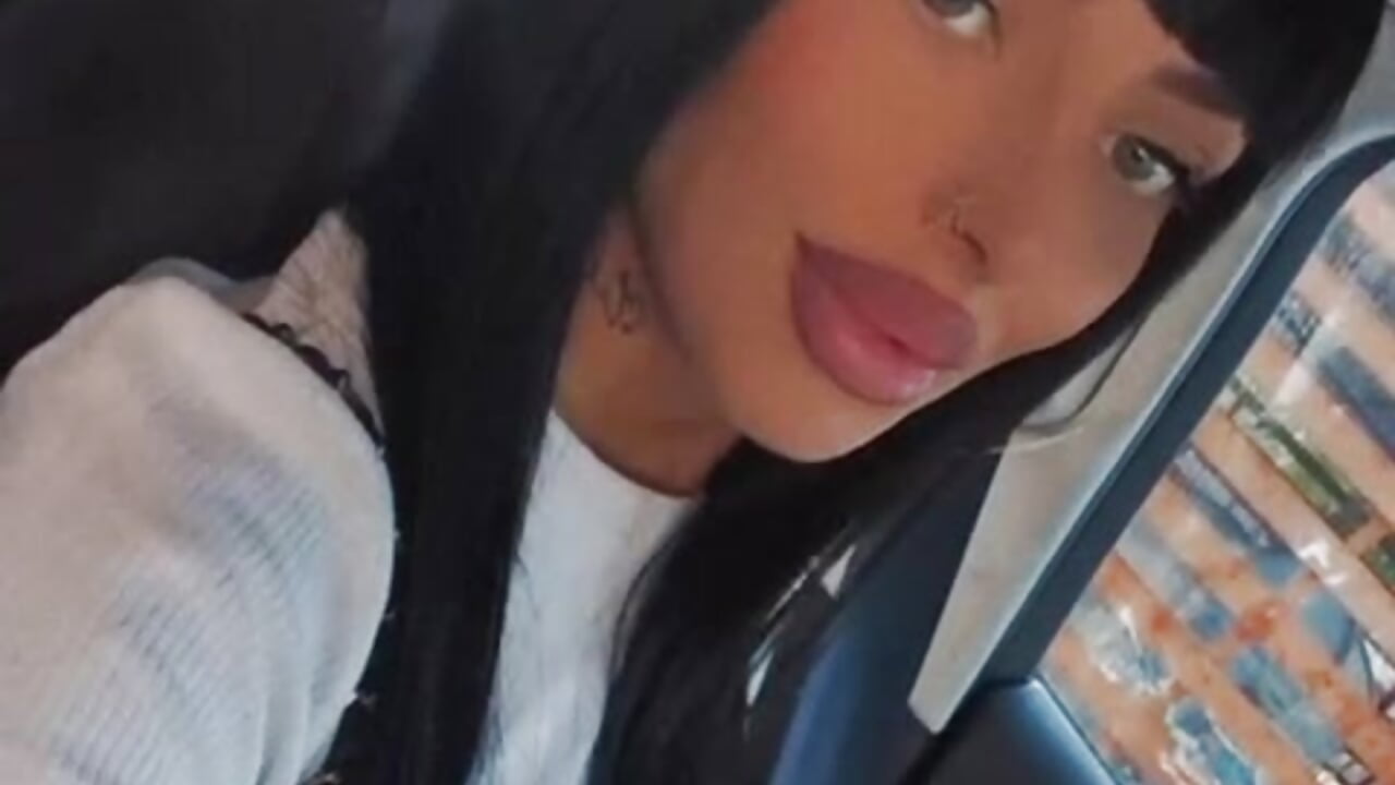 hey👀 - video by thaisaa cam model