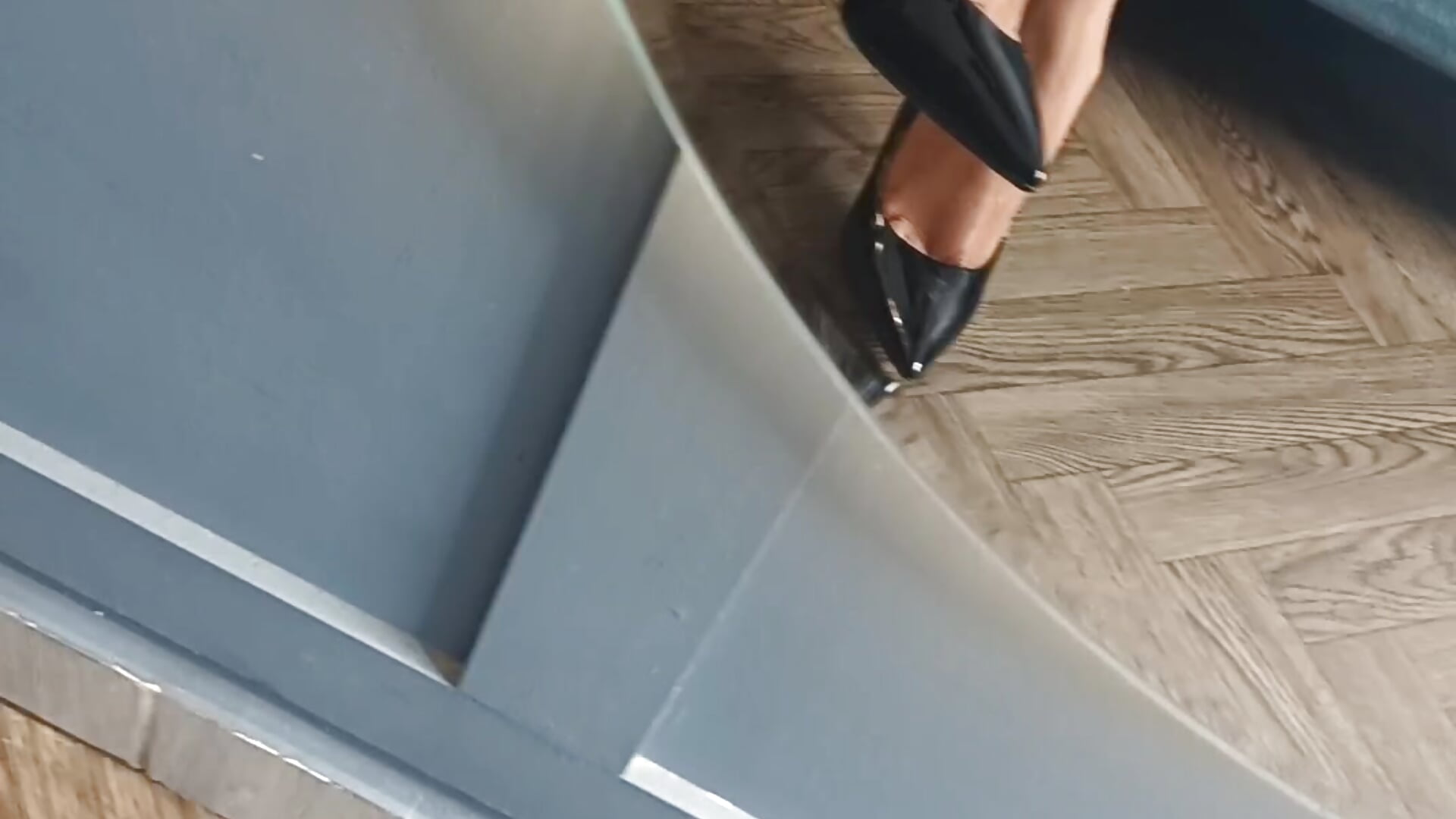 🤭🔥 Heel, baby 👠👠 - video by Aphrodite-777 cam model