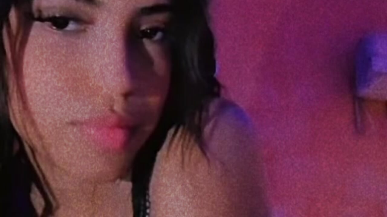 WhatsApp Video 2025-04-08 at 2,23,39 PM (2) - video by megan_stathann cam model