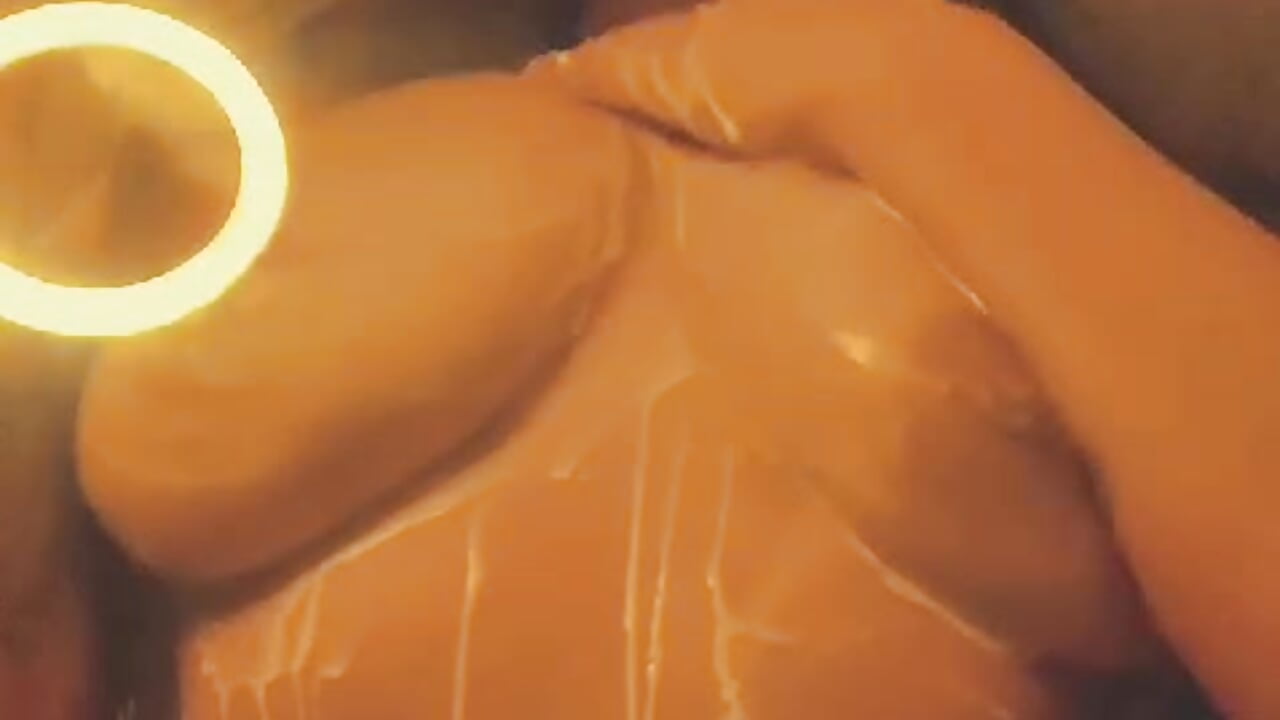 I want your cum on my naked body - video by Hecate_gh cam model