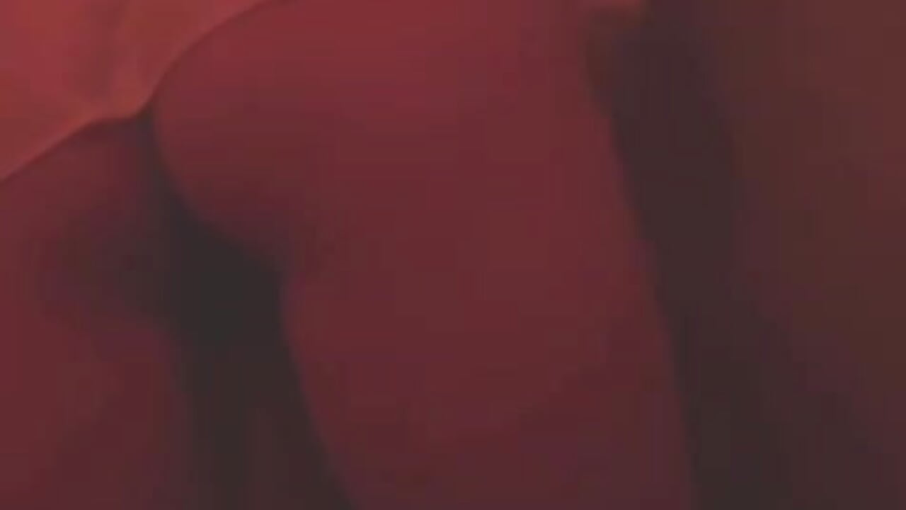 come and bathe with me - video by Hecate_gh cam model