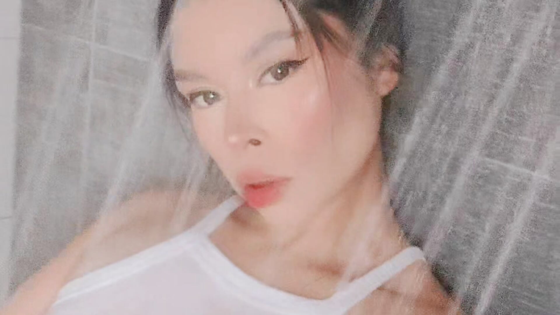 Wet shirt, water in my tits