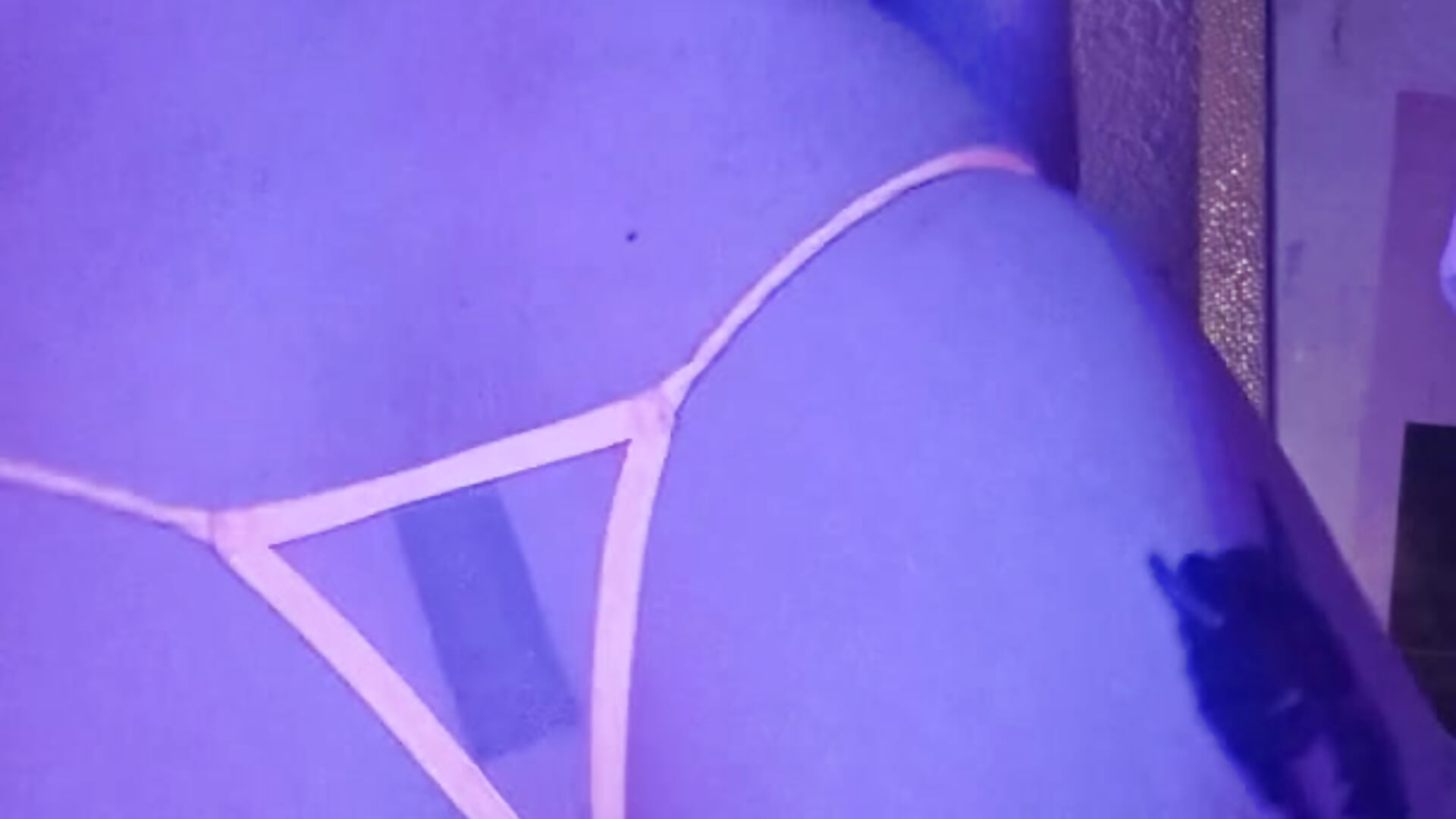 Bailecito rico encima de ti .. - copy 11 Jul 10:54 - video by LoganPeny cam model