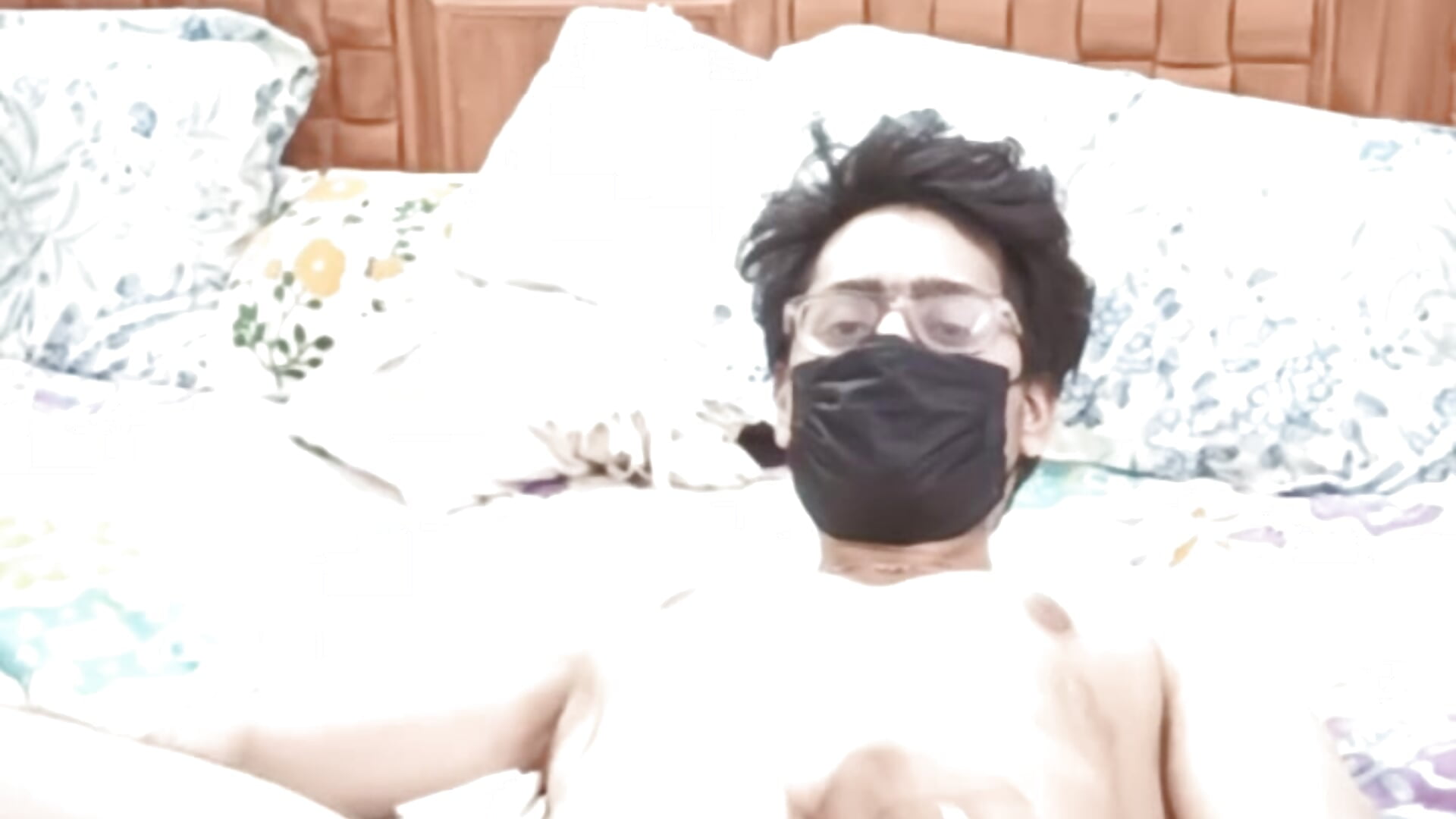 Cheetah suck nd  thick a lot cum in the video - vídeo de Cena_desihunk