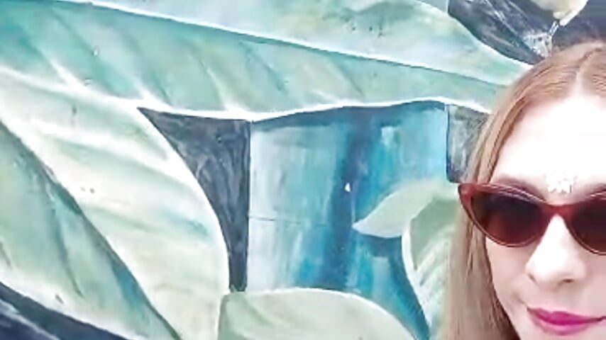 🍂 - video by laura_latinhot1 cam model