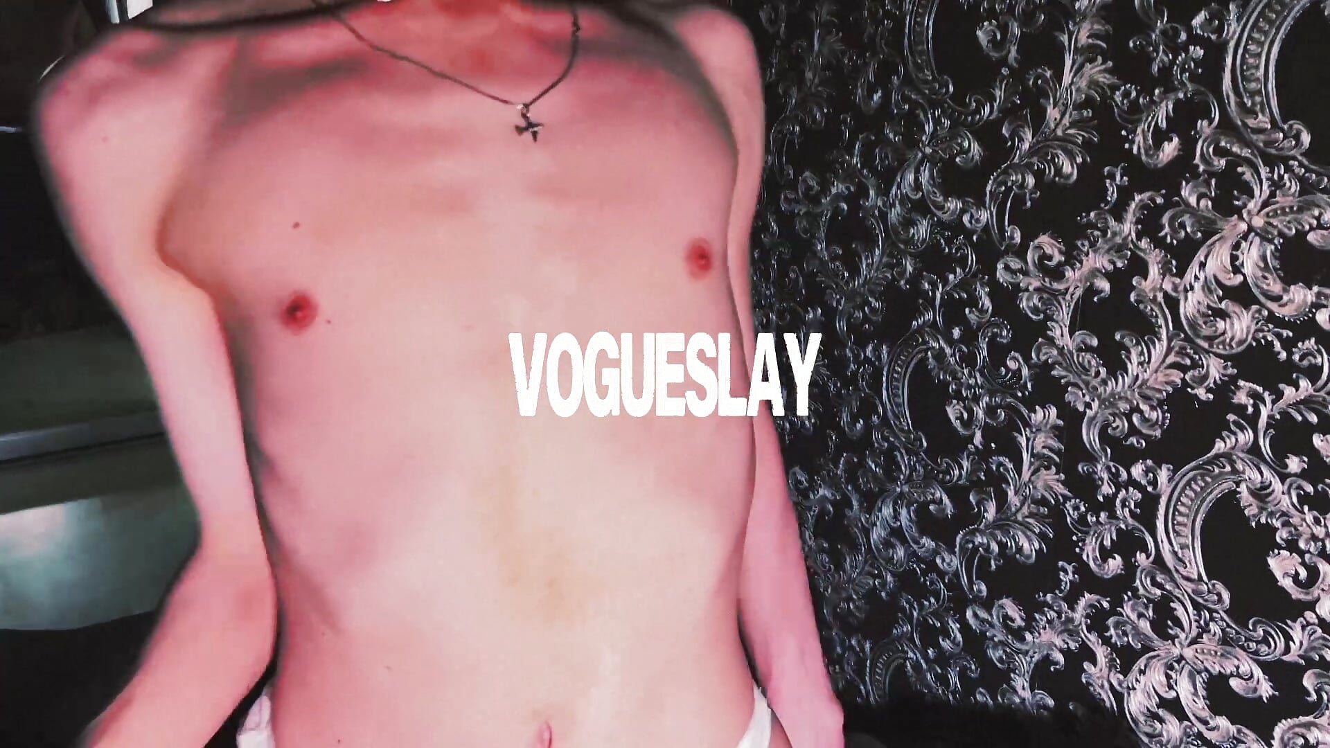 It's me <3 – video modela na kameri vogueslay