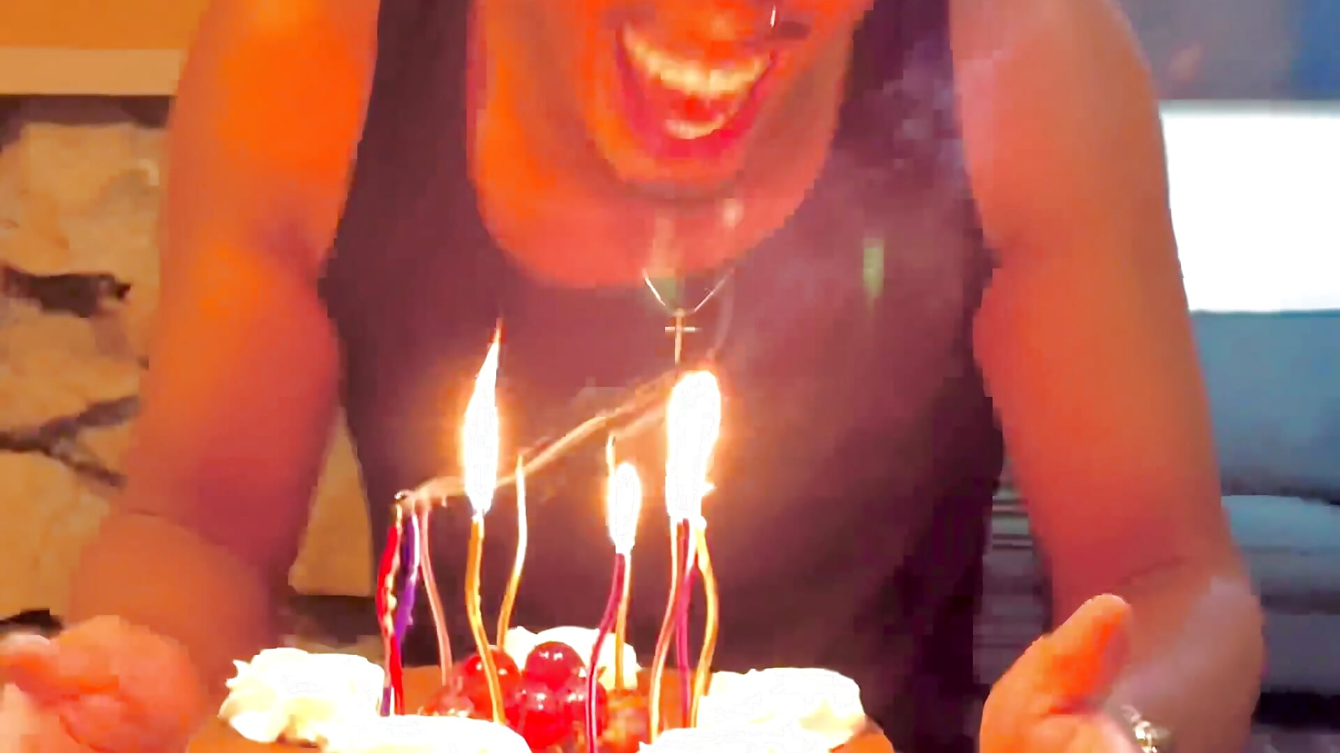 Happy birthday #19, the desire in English was to go to work in Dubai🤣🤣 - video by LiamByrne cam model