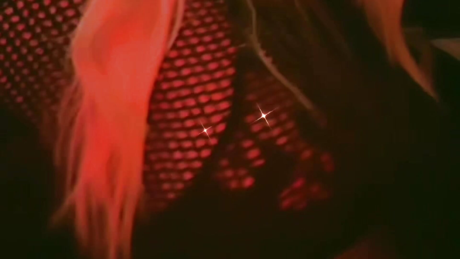 Dancingggg in my flame bra 🔥 - video by blondeGia143 cam model