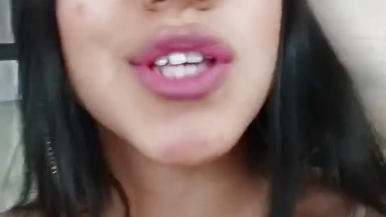 Did I already tell you that I love to sing?🎀 - vídeo de Quiinn_bx modelo de câmara