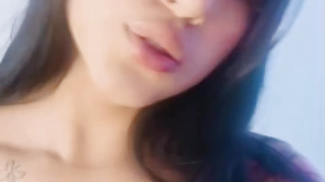 Ready for you to slide me slowly... - vídeo de Quiinn_bx modelo de câmara