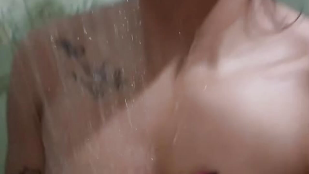 May your Tuesday have a little of my mischief and a lot of your temptation. - vídeo de Quiinn_bx modelo de câmara