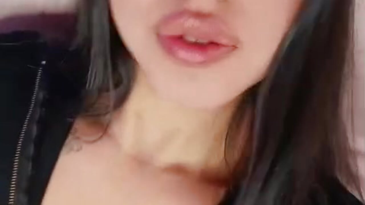 look at me 🔥 - vídeo de Quiinn_bx modelo de câmara