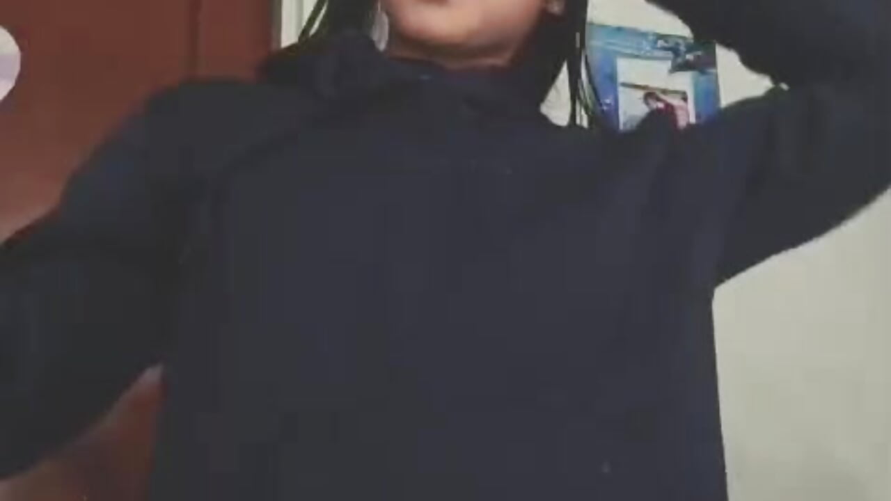 I want to share my routine with you... let's enjoy it together 🍒❤️ - video Quiinn_bx kameramallilta