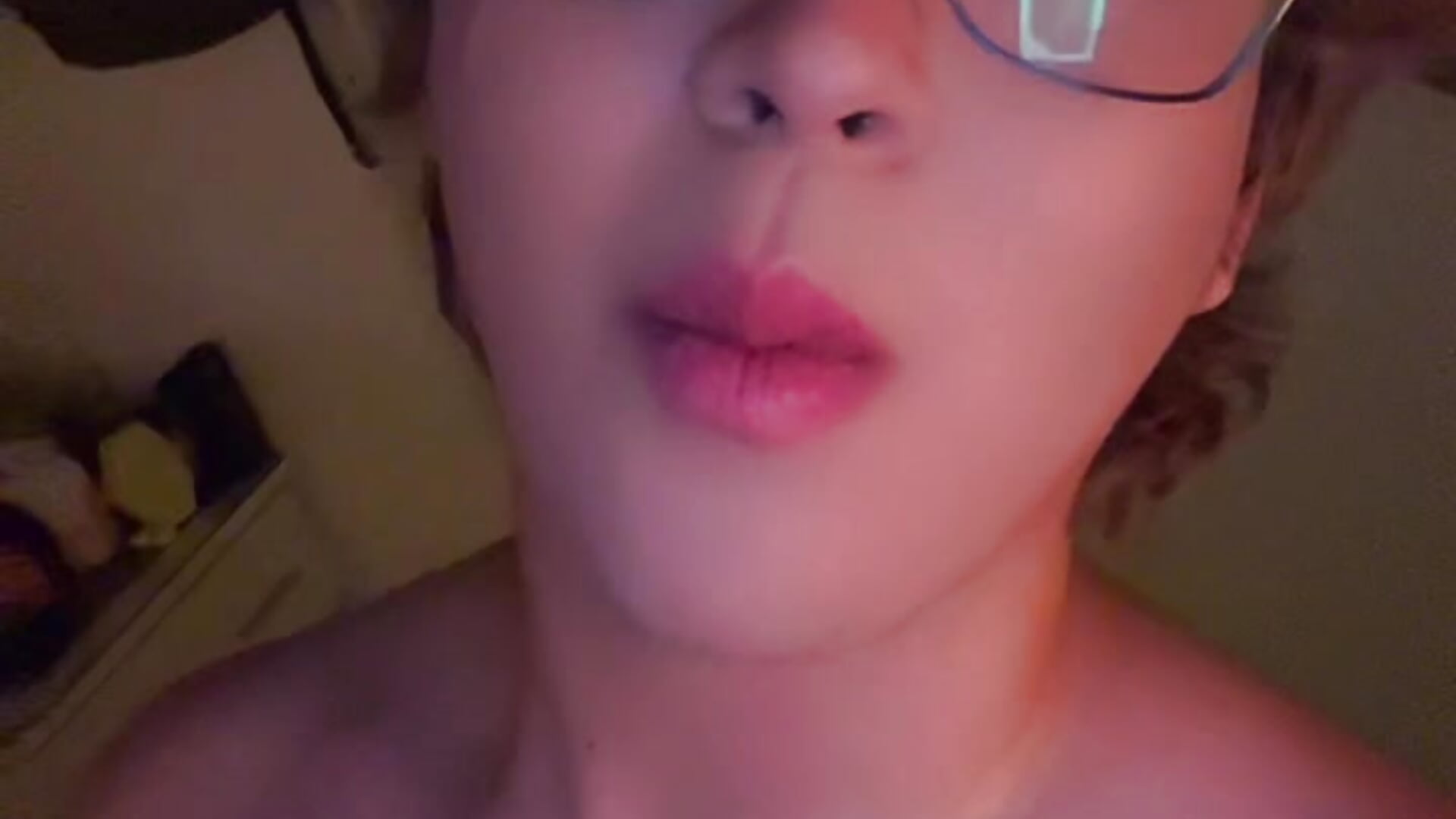 Kiss me 💕 – video od webkamerové modelky adam_angelssss