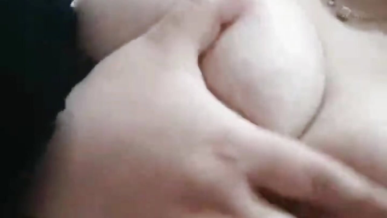 大胸自慰视频加好友解锁 - video av YOKO-09 cam-modell