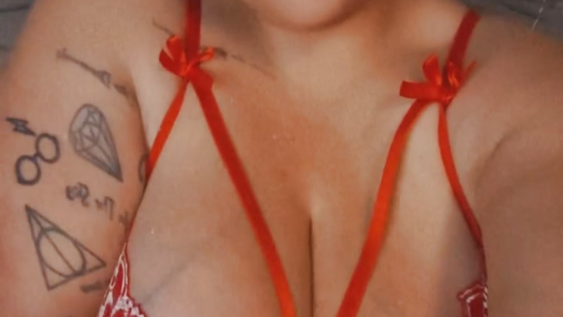 hey boys 😘 - video by XxXMistyXxX cam model