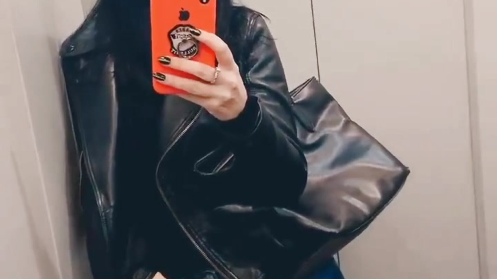 Me 🖤 - video van Black_swan7777 cam-model