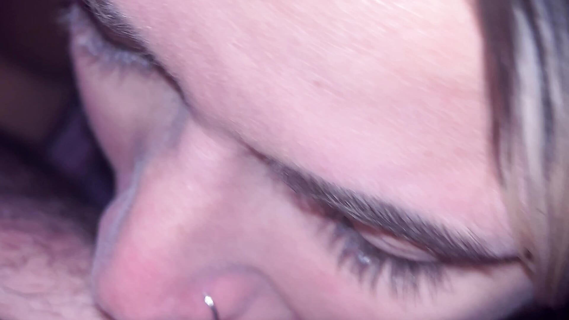 Ich lutsche einen richtig geilen Schwanz 👅💦 - baadievino 캠 모델의 동영상