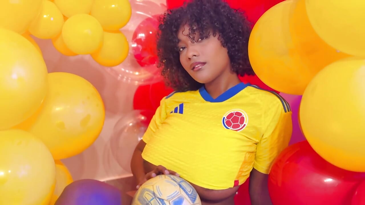 I love Colombia - video by Coral_Lise cam model