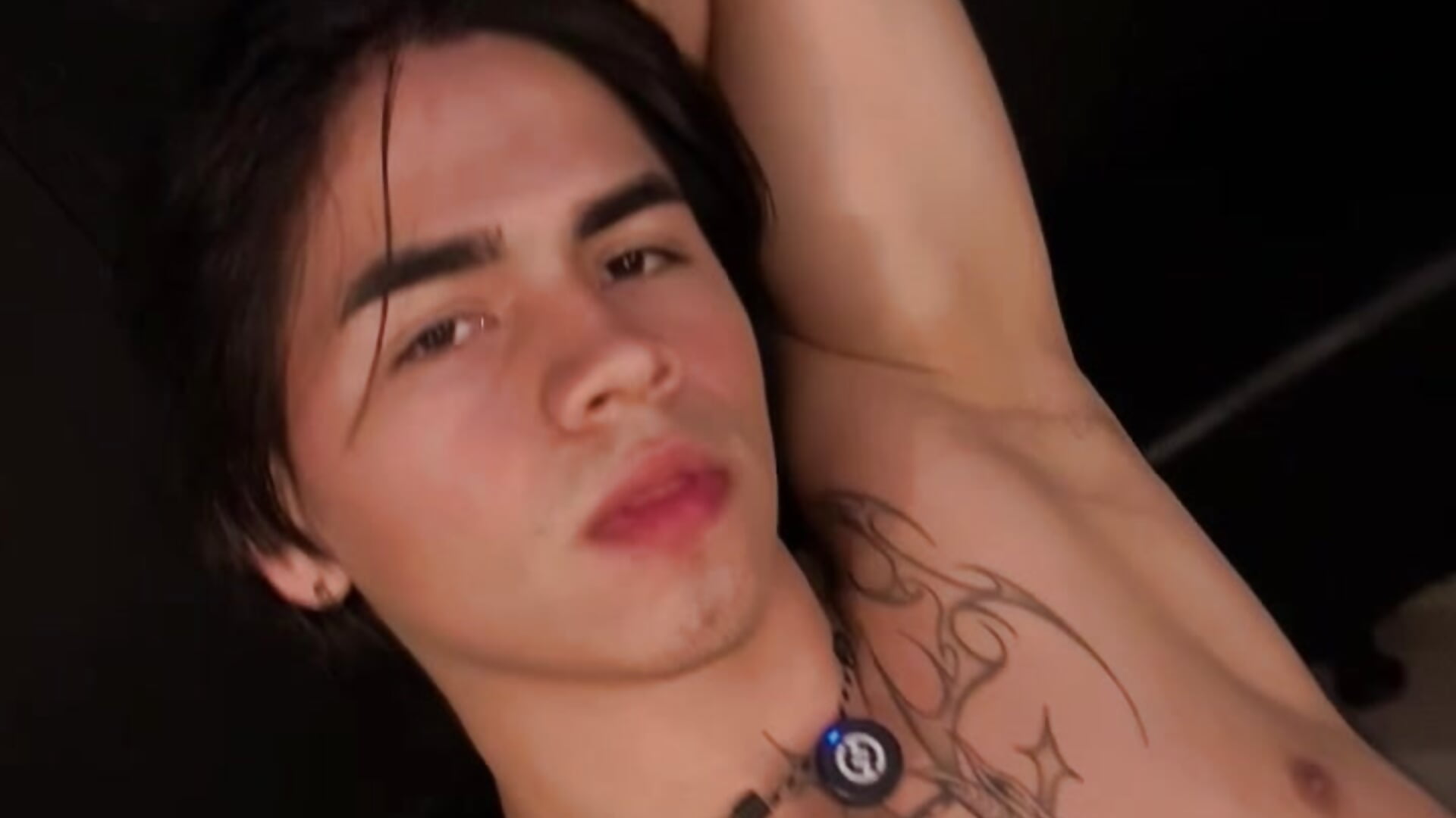 🙂‍↕️ - video by Mao_mdn cam model