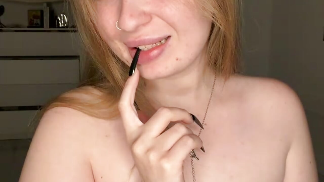 piece Public Show – video od webkamerové modelky Amy_Sky_