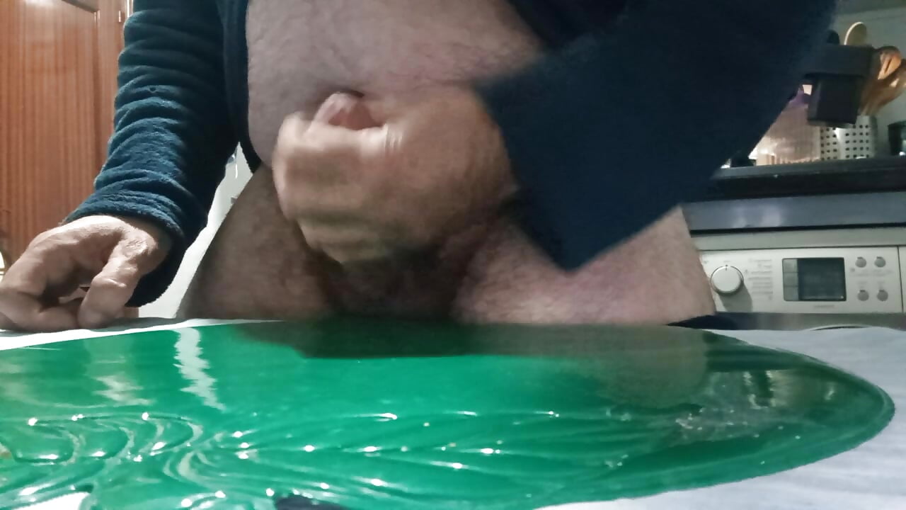 Jerking off till i cum too much milk - vidéo du modèle de showcams golfosalvaje