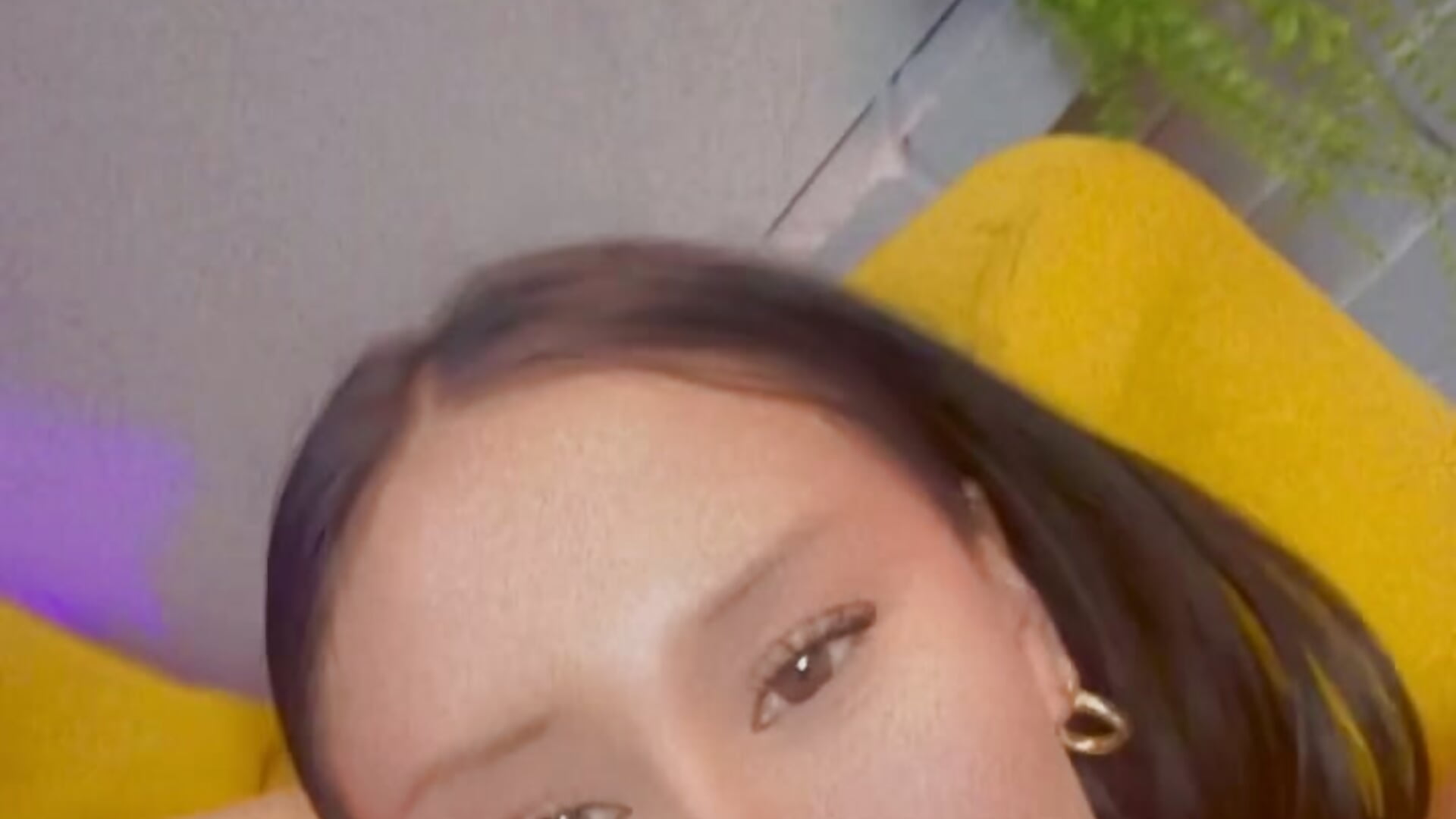 A naughty girl 🦋 - Valen_ross_ adlı kamera modelinin videosu