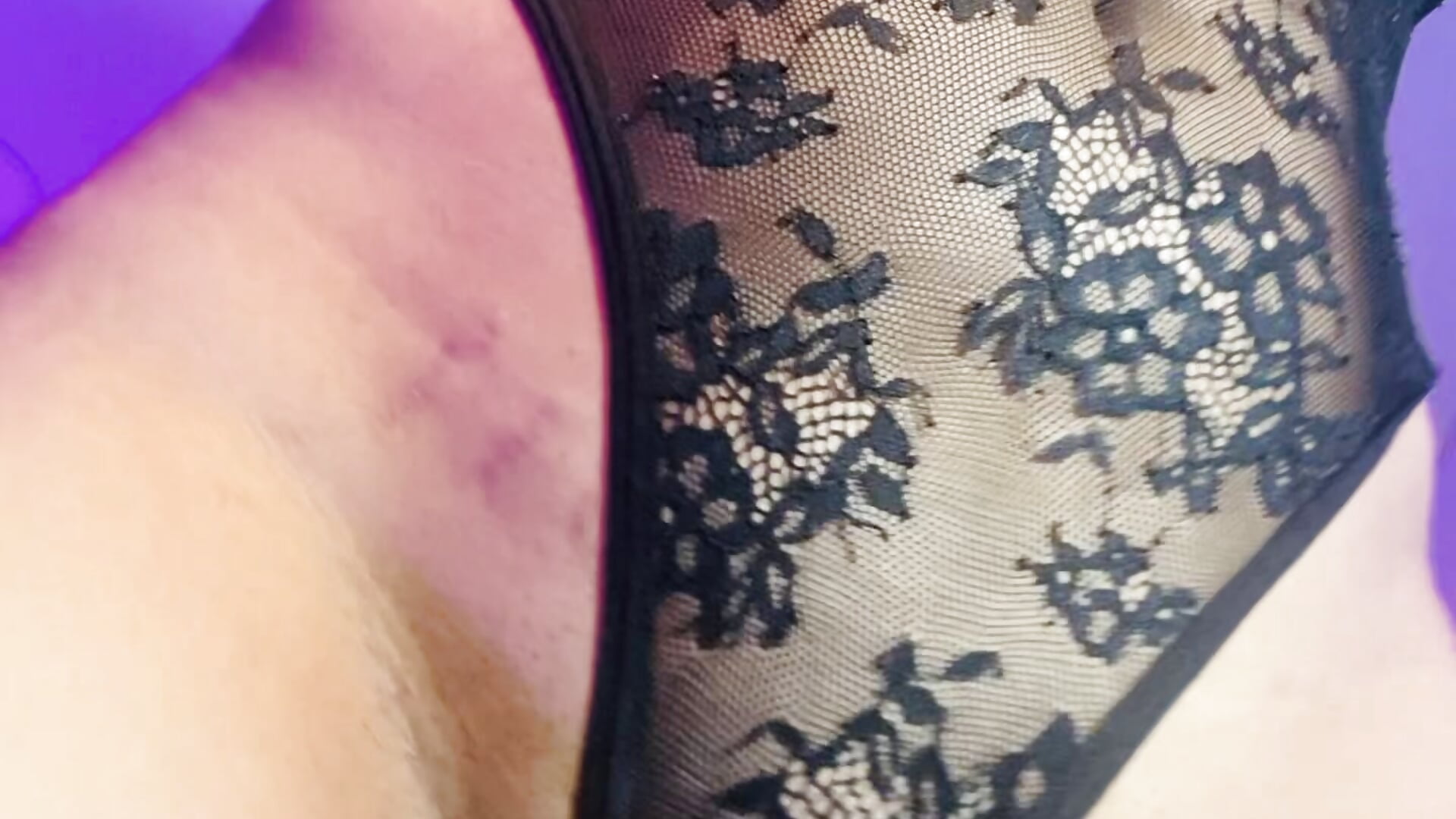 A present for my friends 😏 - video van KatianPierce cam-model