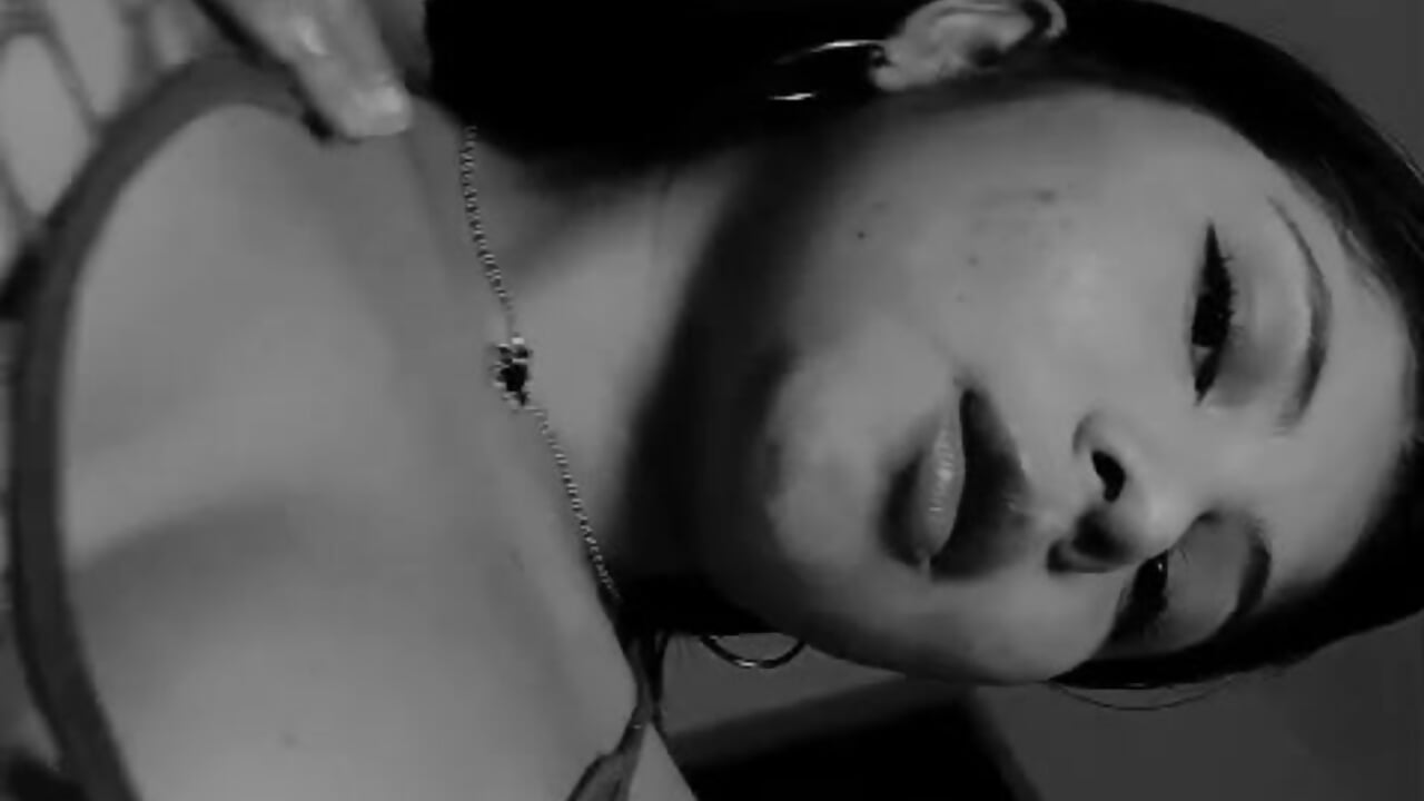 a nice tit shot - video by abby_roux cam model