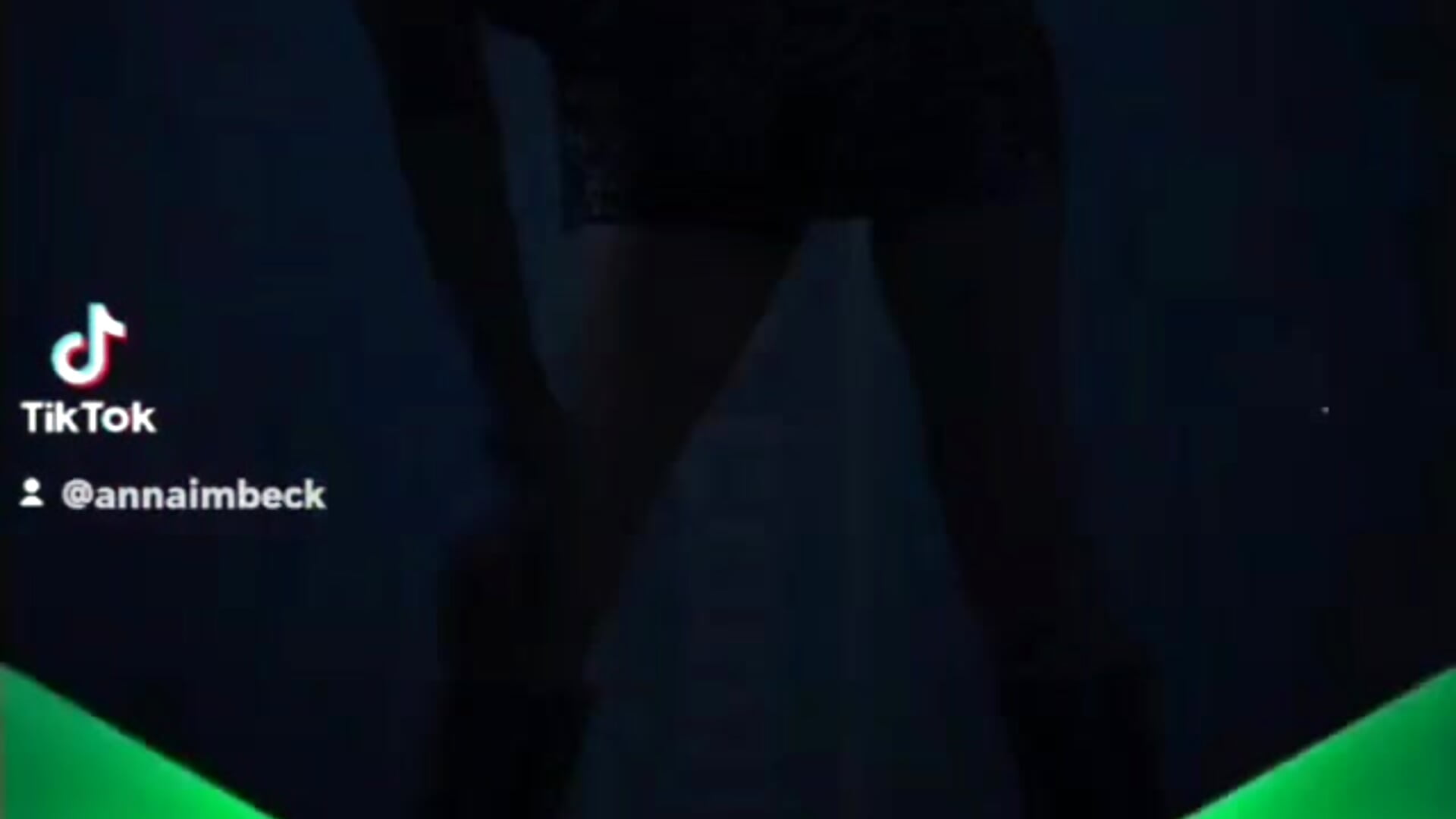 79856e8694798ff62c0ca37aa3f582fe - video by SuzzySun cam model