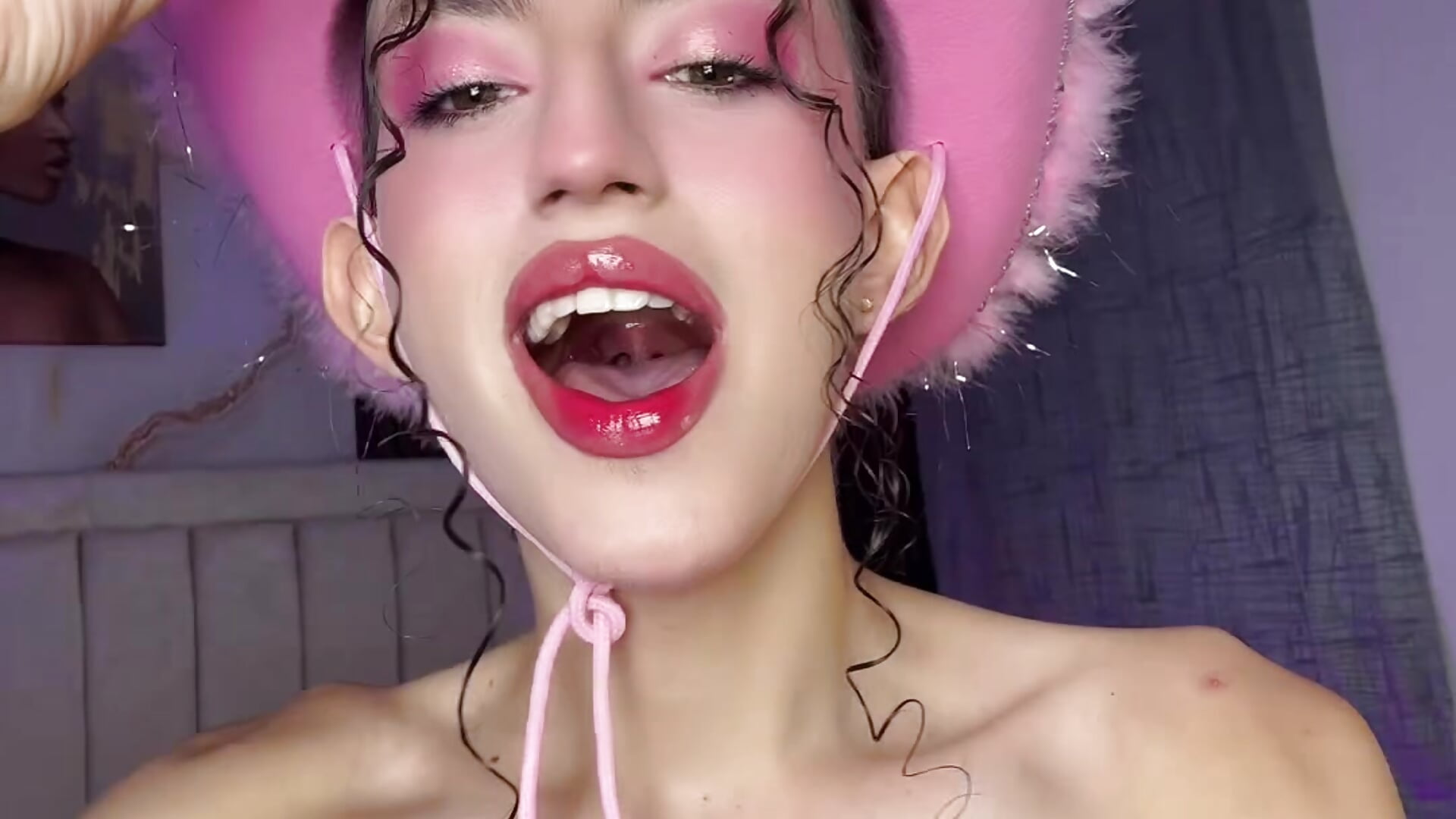 Sympathy Is A Knife💔 - فيديو من pinky_peach موديل الكام