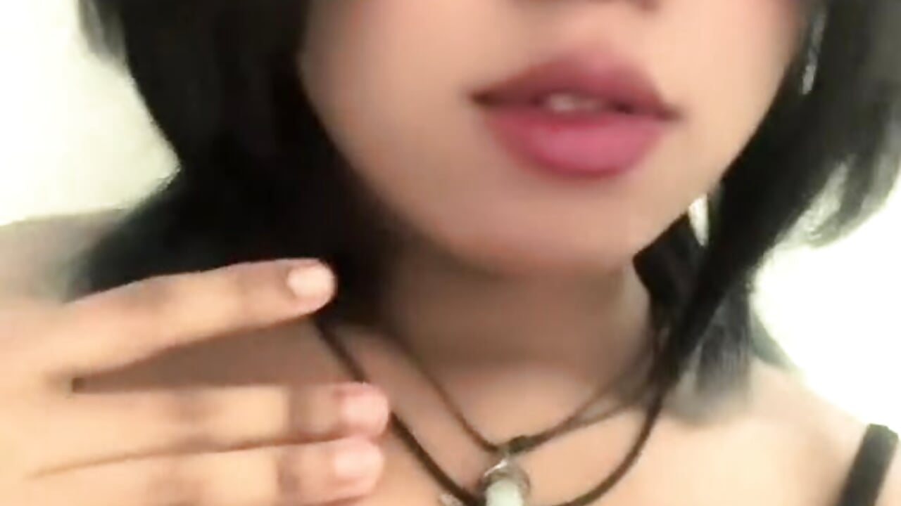Good nigth bom bom - video di cherryboom23 modella di cam