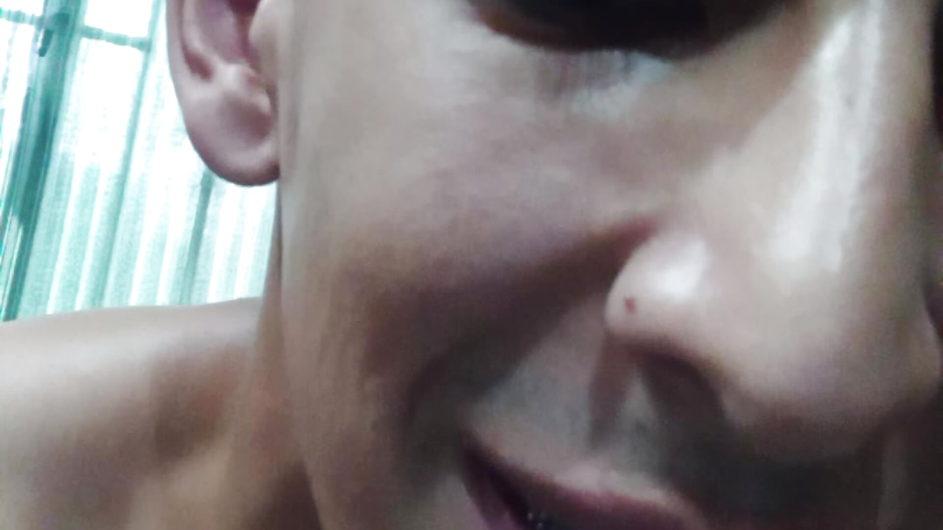 Me gustan los aretes - video by perversumm cam model