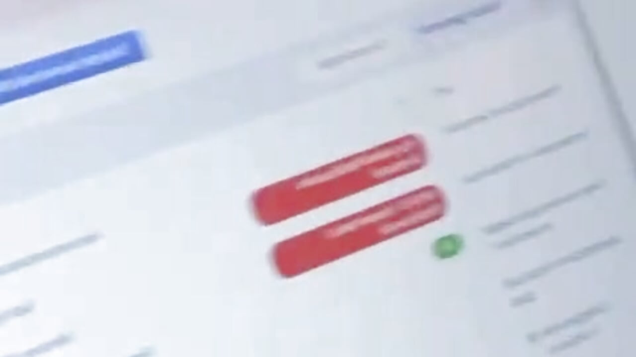 Working - video oleh Lirioafro kamera model