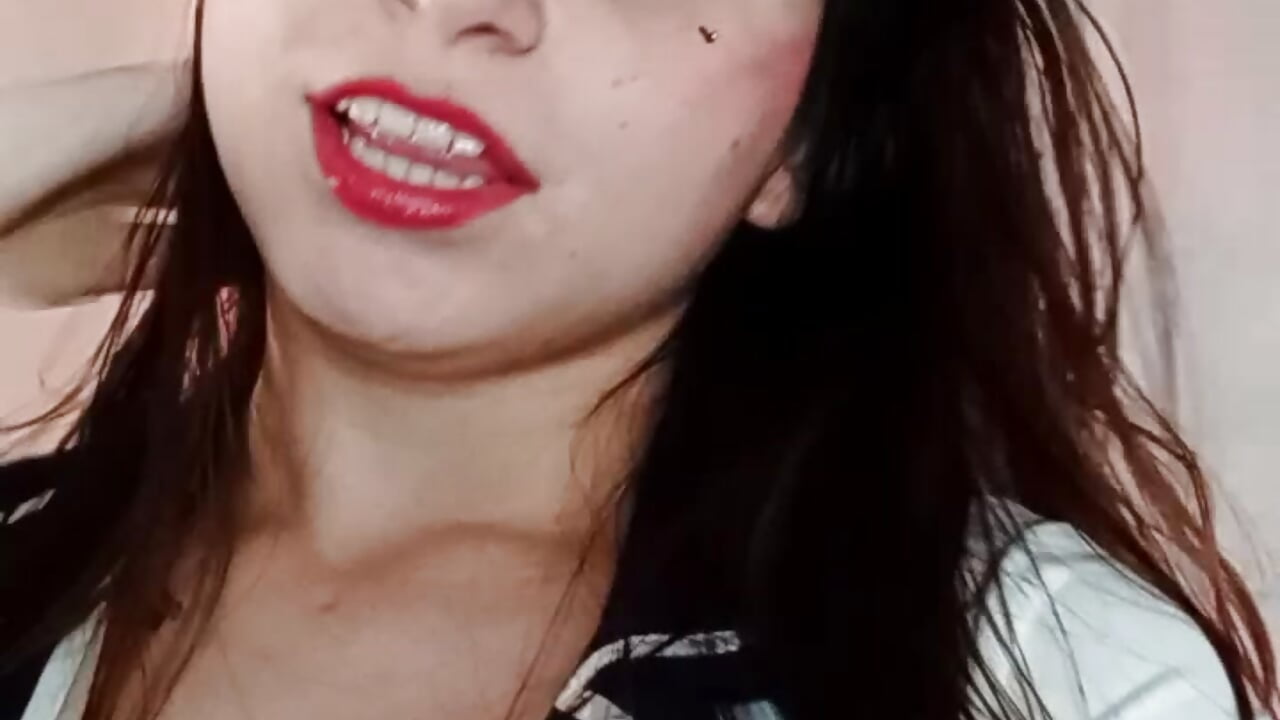 A kiss surprise - video by Taiga_Cute cam model