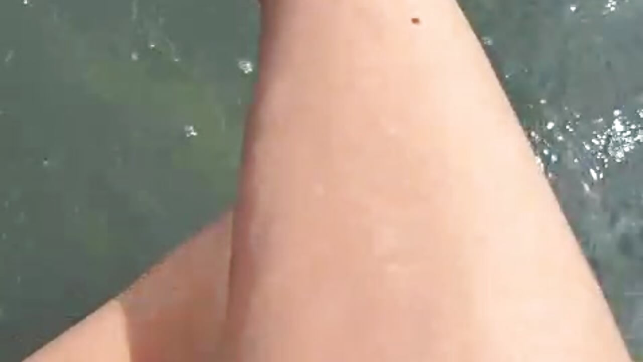 FEET – video od webkamerové modelky Amadamilf1980