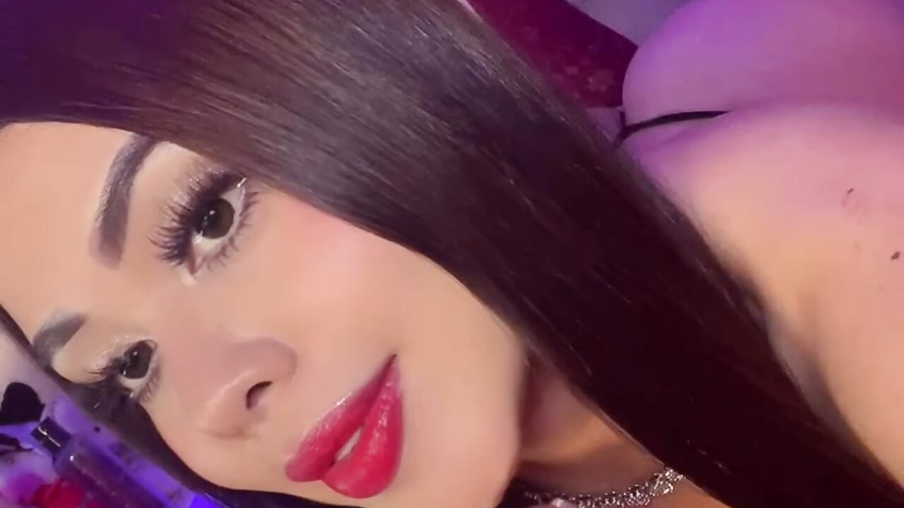 Anise💜 - فيديو من AlitaAnisee موديل الكام