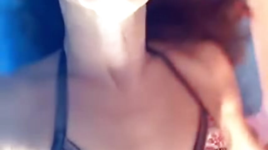 beauty - vídeo de ErikaBird modelo de câmara