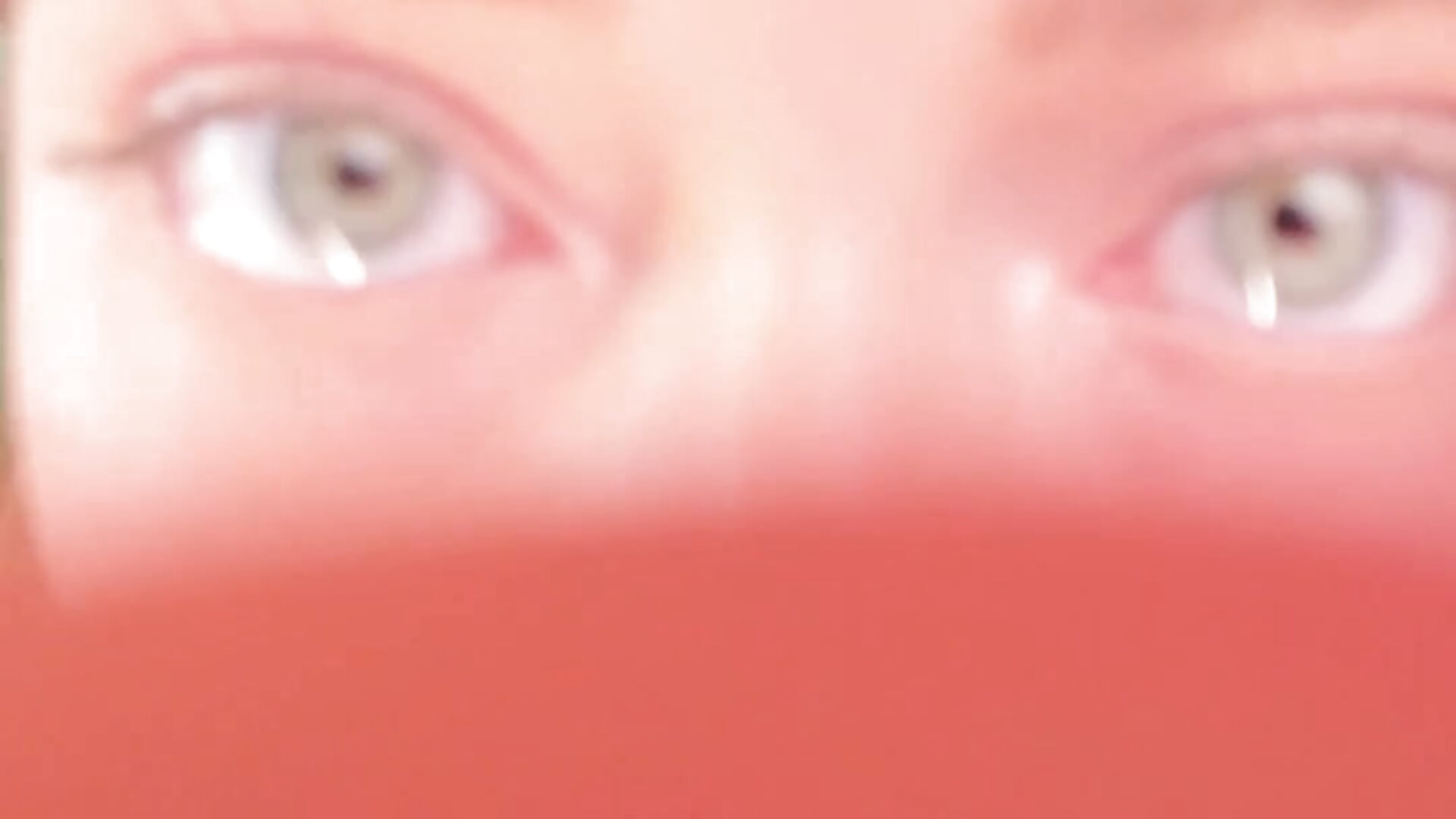 Green is the color of tranquility, just look into my eyes and relax– AshleyD_ kameramodell videója