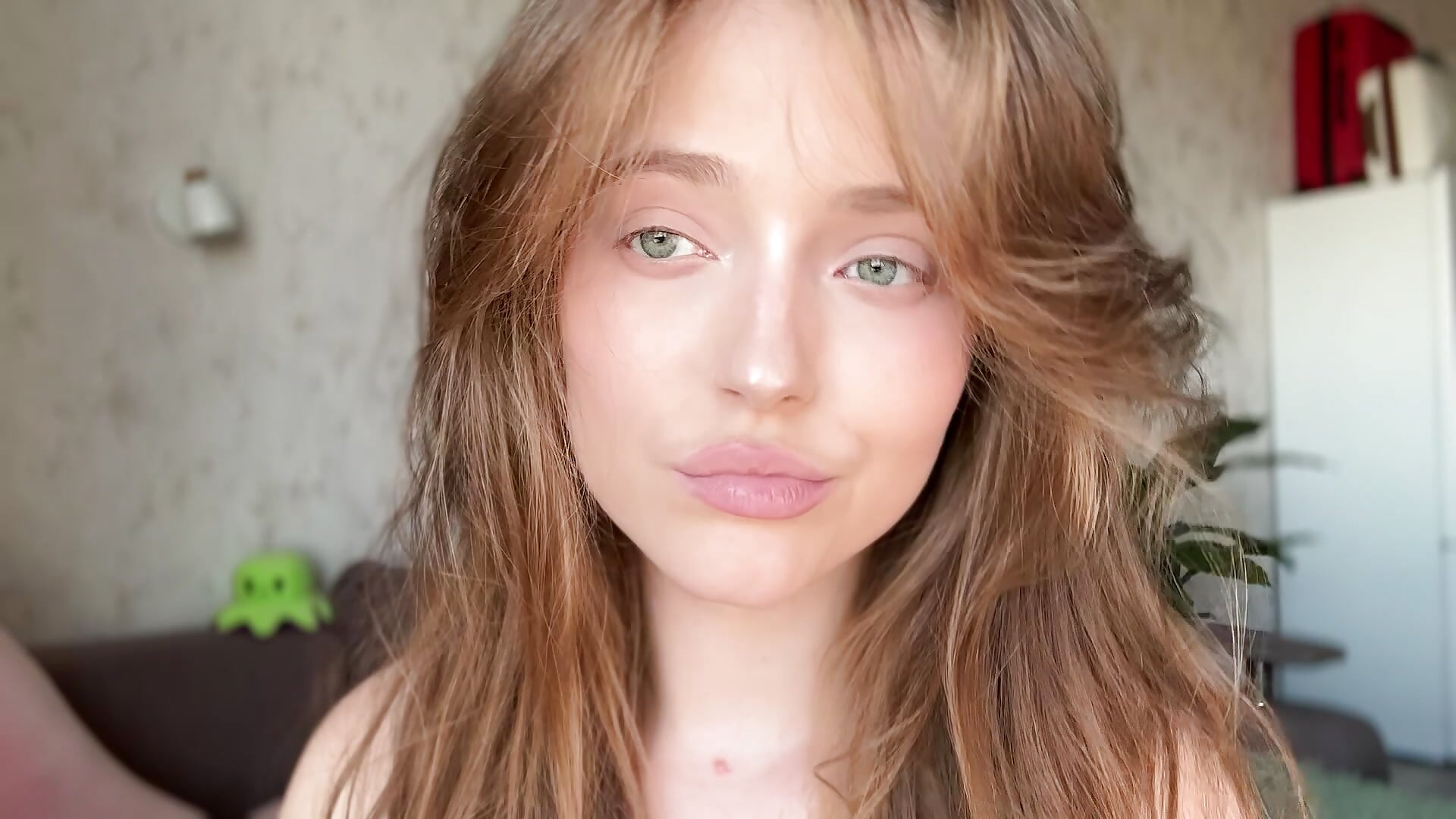 Gooood morning, it’s very cold on here brrrr 🥶– AshleyD_ kameramodell videója